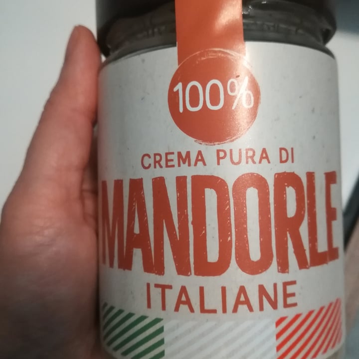 photo of Eurocompany 100% crema  di mandorle pelate shared by @laetitia16 on  09 Nov 2022 - review