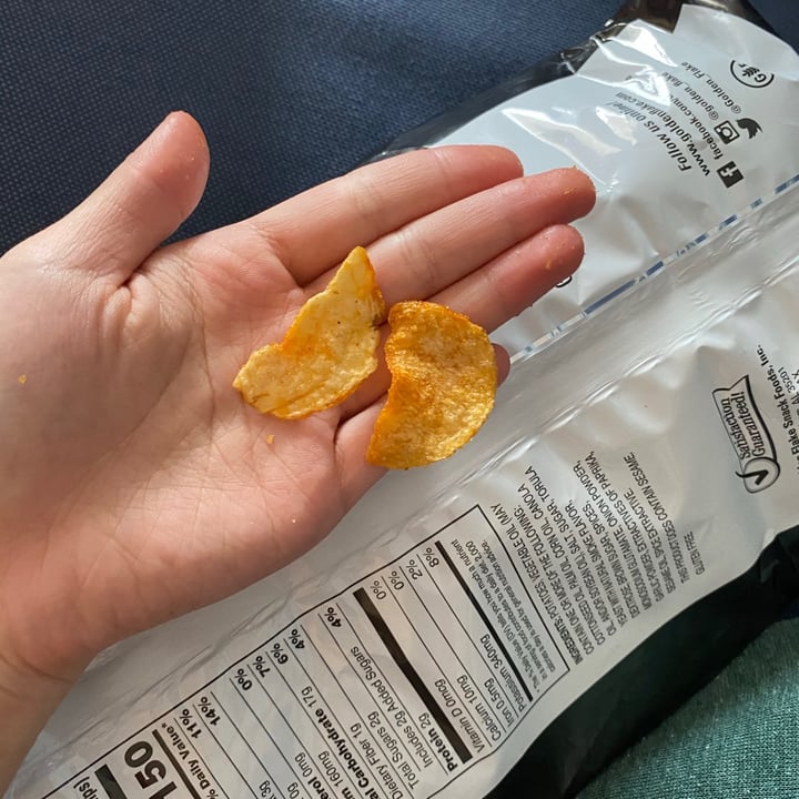 review photo of Golden Flake Golden Flake Thin and Crispy Sweet Heat Barbecue Chips shared by @jiasusannah on 18 Feb 2021 - review