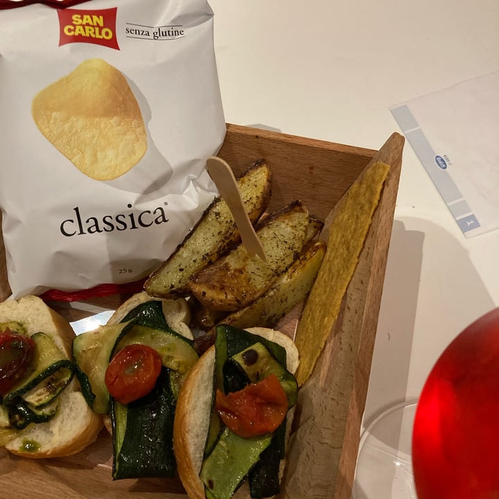 photo of DeBlanc Piatto Aperitivo shared by @soleiljaune on  25 Mar 2022 - review