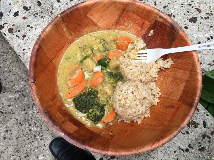photo of Umeke Market Kalo Coconut Curry shared by @veganrun7 on  19 Jan 2020 - review