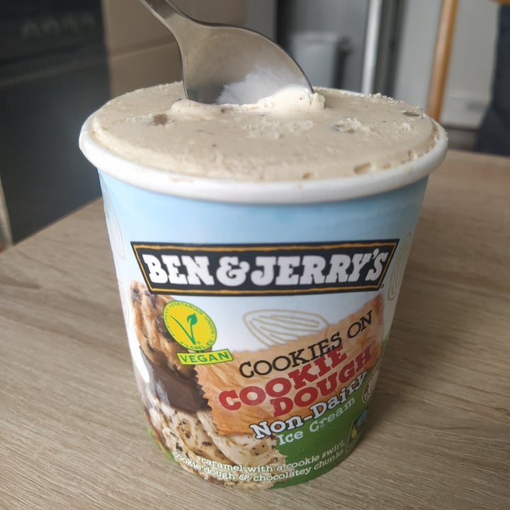 review photo of Ben & Jerry's Cookies On Cookie Dough Non-Dairy Ice Cream shared by @uckpa on 25 Jun 2022 - review