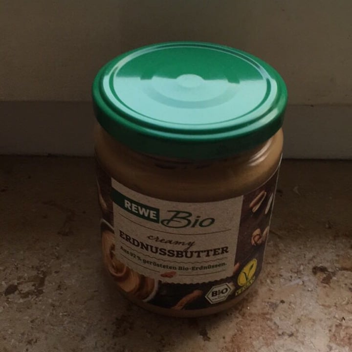 photo of REWE Beste Wahl Peanut Cookie Ice Cream shared by @robertfei on  28 Jun 2020 - review