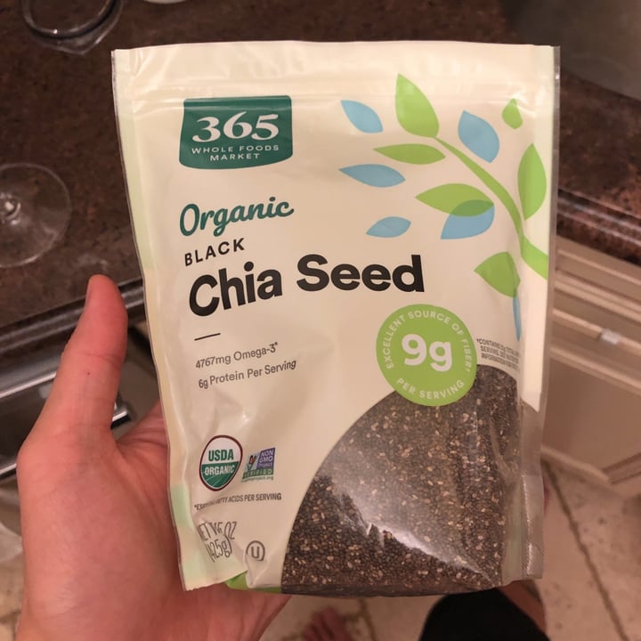 photo of 365 Whole Foods Market Organic Black Chia Seed shared by @syph0n6 on  09 Jun 2021 - review