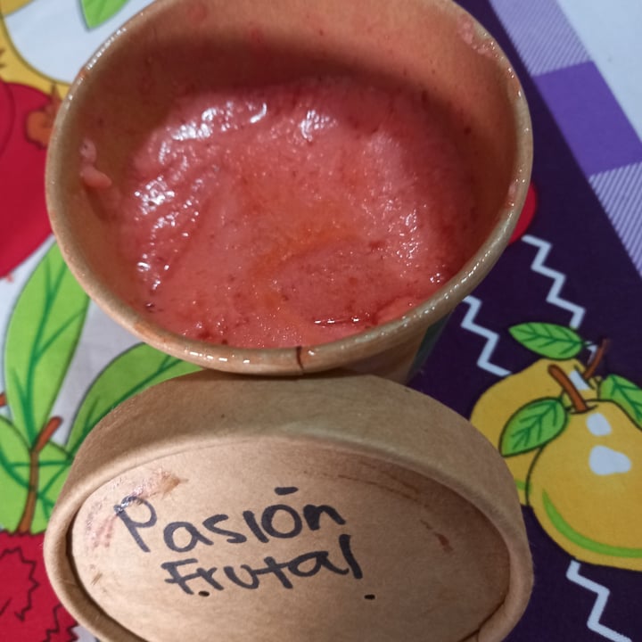 review photo of Helados consentidos Helado pasión frutal shared by @aguacatera on 06 May 2021 - review