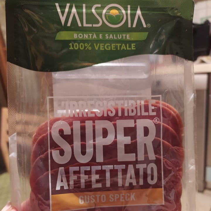 photo of Valsoia L’irresistibile super affettato Gusto speck shared by @alessandrag on  26 Aug 2022 - review