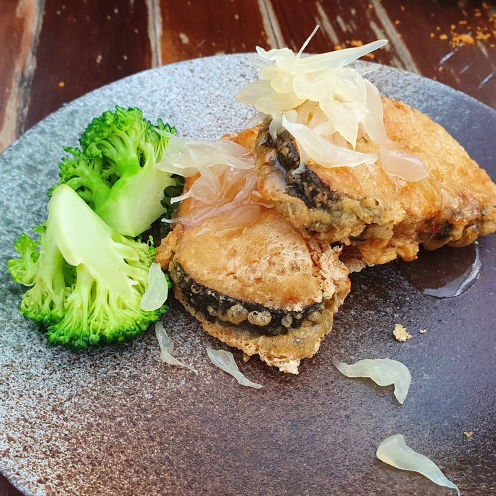 photo of EMPRESS Crispy-Battered Tofu Patties shared by @ybgfry on  02 Jan 2021 - review
