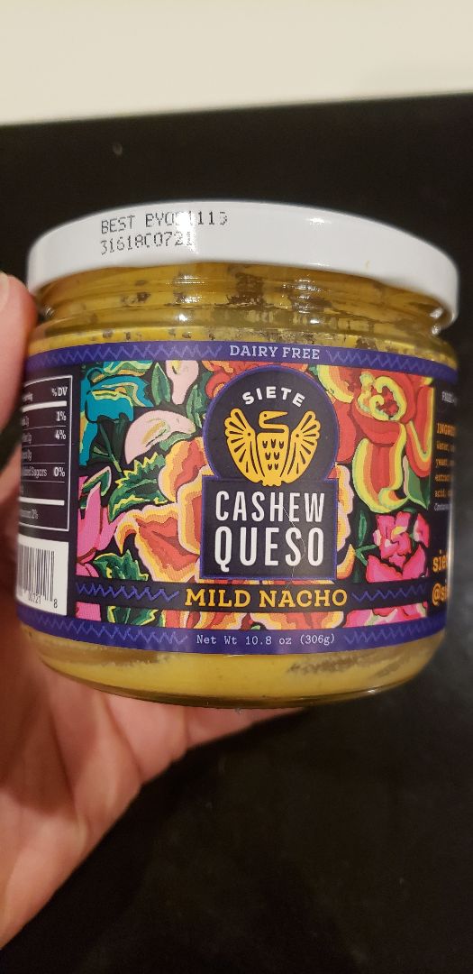 photo of Siete Family Foods Mild Nacho Cashew Queso shared by @ambularfortheanimals on  06 Feb 2019 - review