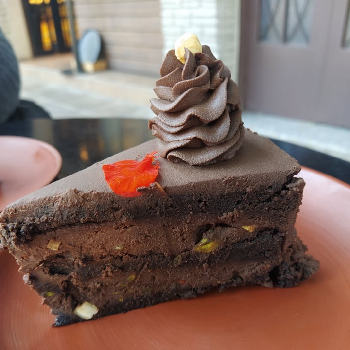 photo of Buenos Aires Verde Torta de Chocolate y Pistachos shared by @navrronicole on  15 Jul 2021 - review
