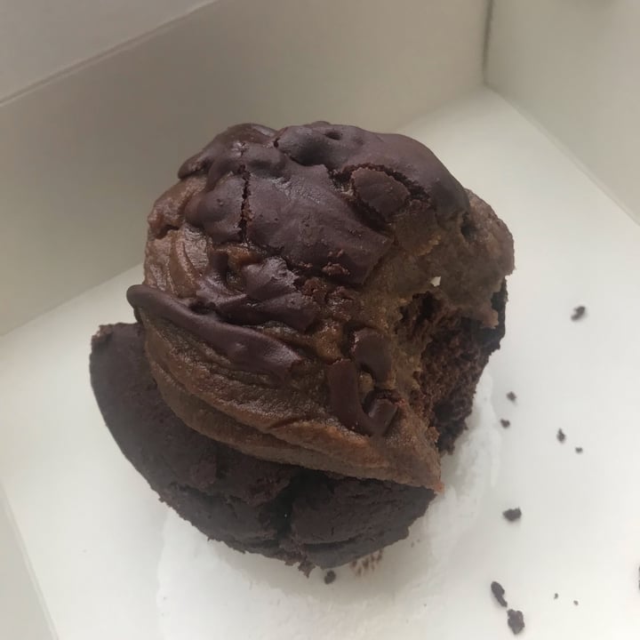 photo of B-Fresh Muffin estilo brownie shared by @s3xc-r4t on  30 Nov 2021 - review