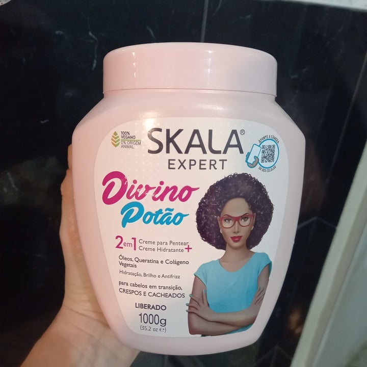 photo of Skala Creme para pentear shared by @marcelafreires on  08 Aug 2021 - review