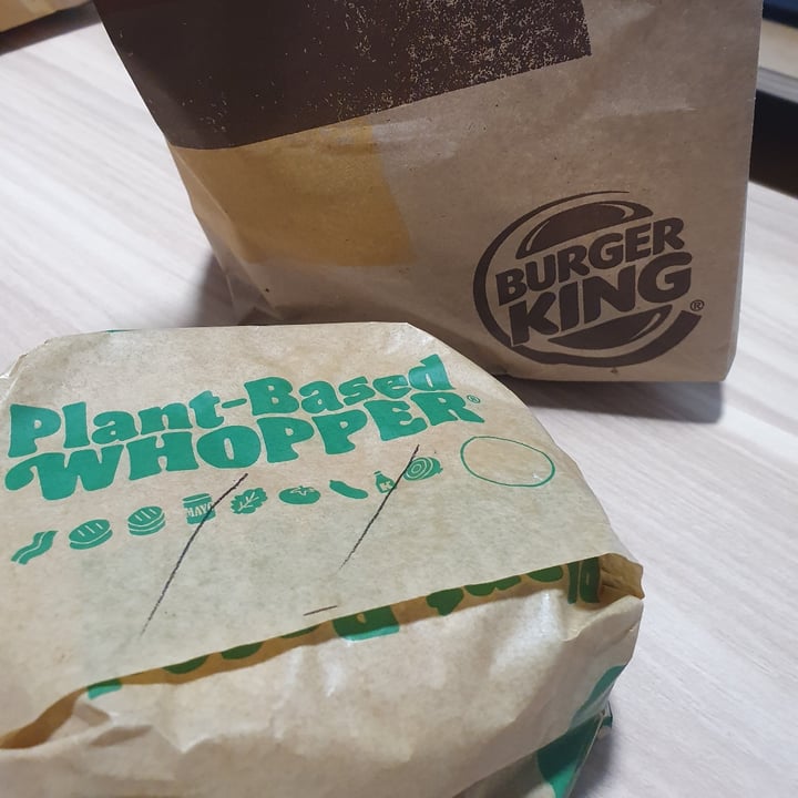 photo of Burger King Plant-based Whopper shared by @yiersansiwu on  16 Apr 2022 - review