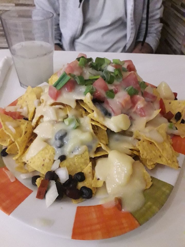 photo of Loving Hut Microcentro Nachos XXL shared by @longnajamonster on  08 Aug 2019 - review