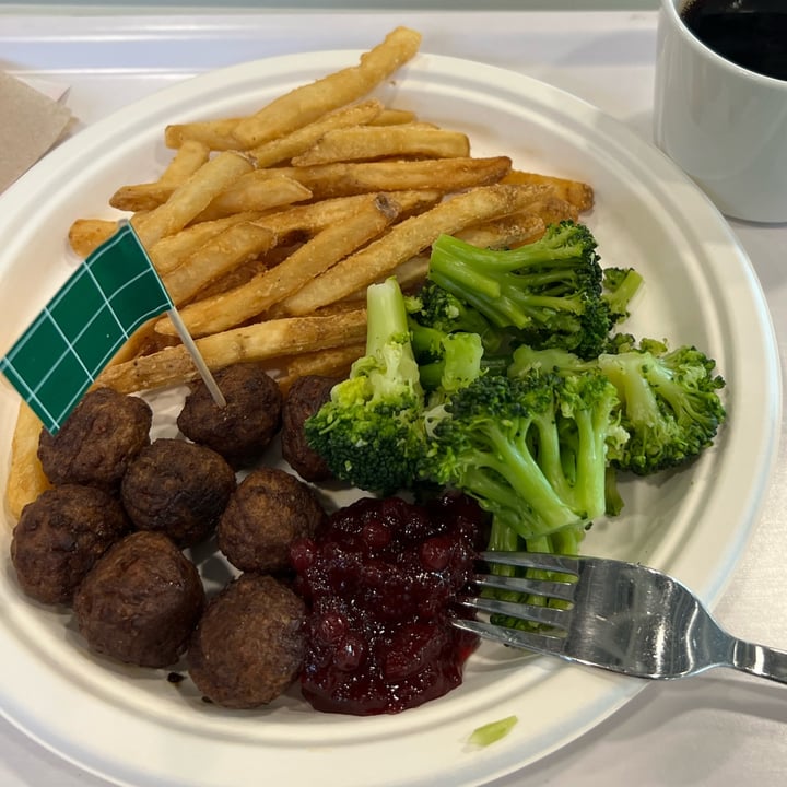 photo of IKEA Richmond Plant Balls shared by @wafflez on  30 Jun 2022 - review