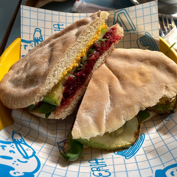 review photo of Brunchería Sandwich veggie (pedido sin queso) shared by @cachinico on 09 Aug 2021 - review