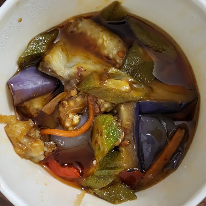 photo of Greendot Rivervale Mall (Take-away Only) Spicy Sweet & Sour Eggplant & Ladyfingers shared by @paradoksaalinen on  28 Sep 2021 - review