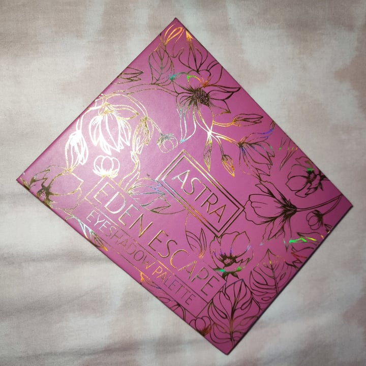 photo of Astra eden escape eyeshadow palette shared by @nella02 on  28 Jun 2022 - review