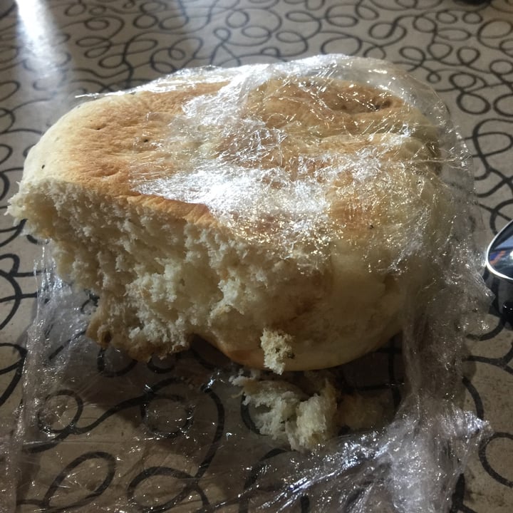 photo of Biota Panaderia & coffee to go Pan de cebolla shared by @marzonicolas on  12 May 2022 - review
