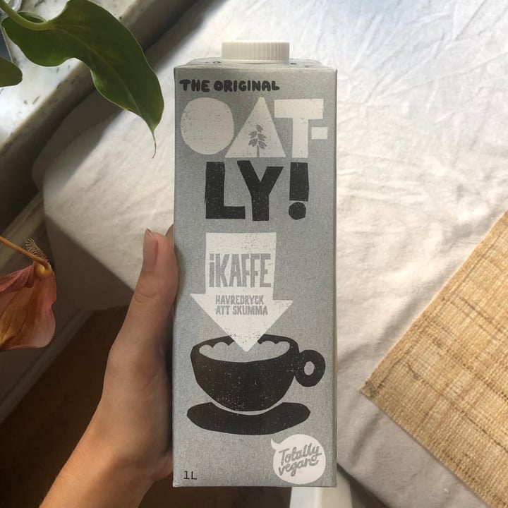 review photo of Oatly Oatly Ikaffe shared by @aldaa on 29 Jul 2021 - review
