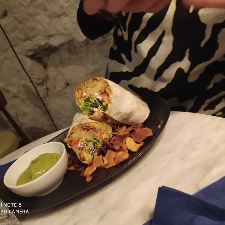 photo of Botanica Lab Cucina Burrito Con Avocado E Cavolfiore + Guacamole shared by @mati02 on  22 Dec 2021 - review