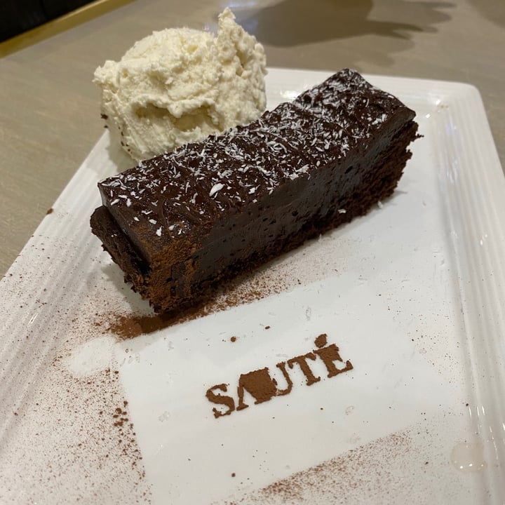 photo of Flavours by Saute Brownie With Gula melaka shared by @rqyeo on  12 Mar 2021 - review