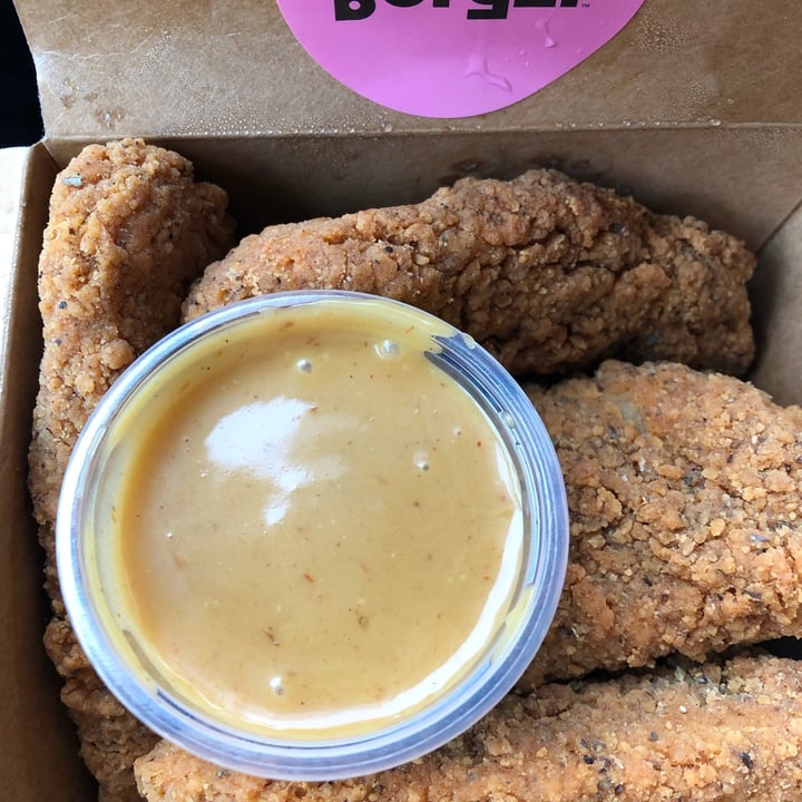 photo of Odd Burger ChickUn Pretenders shared by @sueprozak on  19 Nov 2021 - review