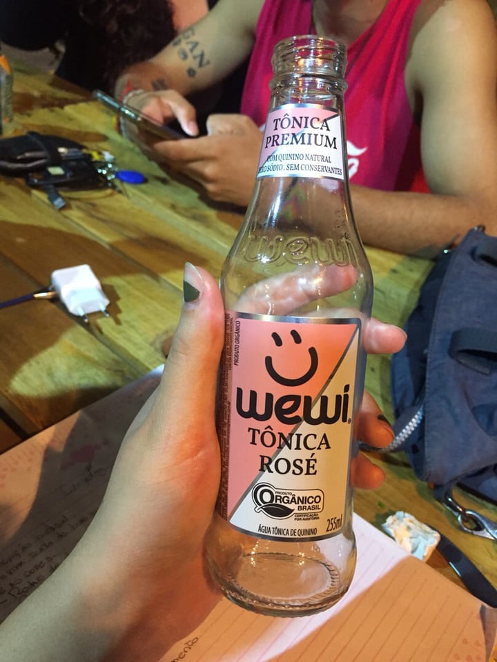 photo of Wewí Tônica Rosé shared by @sljuie on  01 Apr 2020 - review