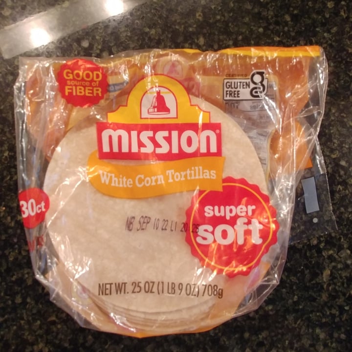photo of Mission Foods Corn tortillas shared by @acastillon on  23 Sep 2022 - review