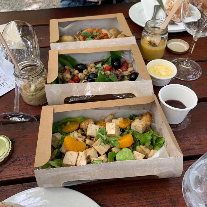 photo of Warwick Wine Estate Vegan picnic shared by @veggielover20 on  28 Mar 2021 - review