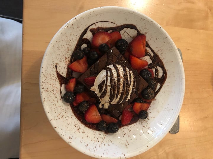 photo of Christopher's Kitchen Brownie Sundae shared by @jacqueline7291 on  14 Aug 2019 - review