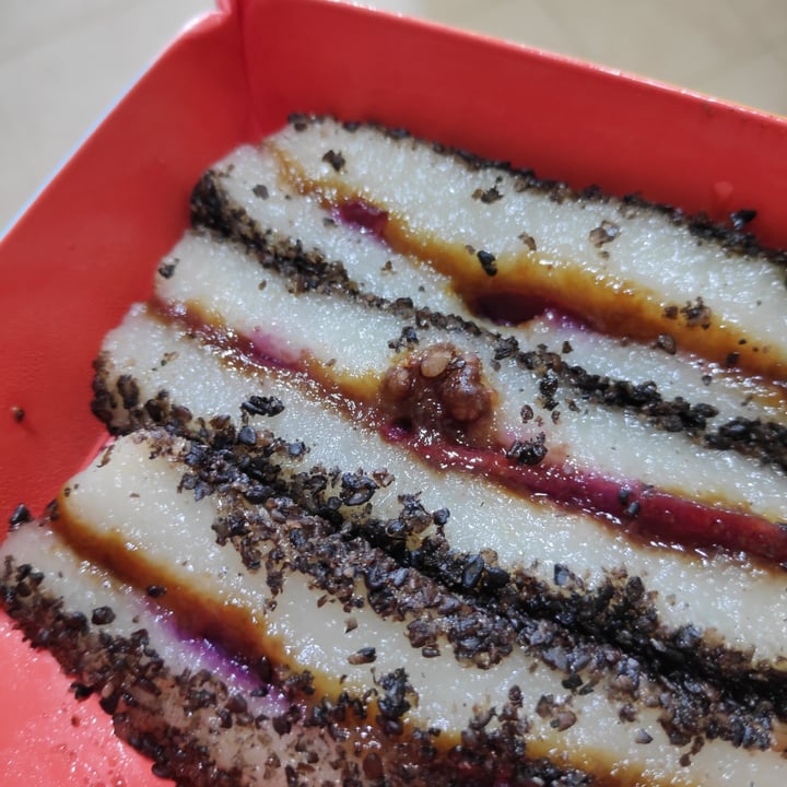 review photo of Nam Dae Mun Singapore Sesame Sticky Rice Cake shared by @simcharis on 06 Dec 2020 - review