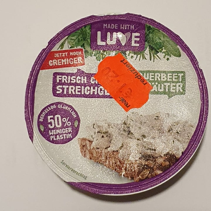 photo of Made With Luve Luve Streichglück Kräuter Frischkäse (cream cheese) shared by @martini on  23 Oct 2020 - review