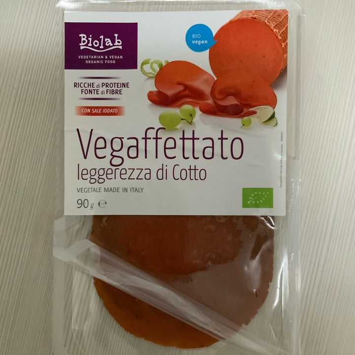 photo of Biolab Affettato vegano leggerezza di cotto shared by @ginnynthegiungle on  29 Mar 2022 - review