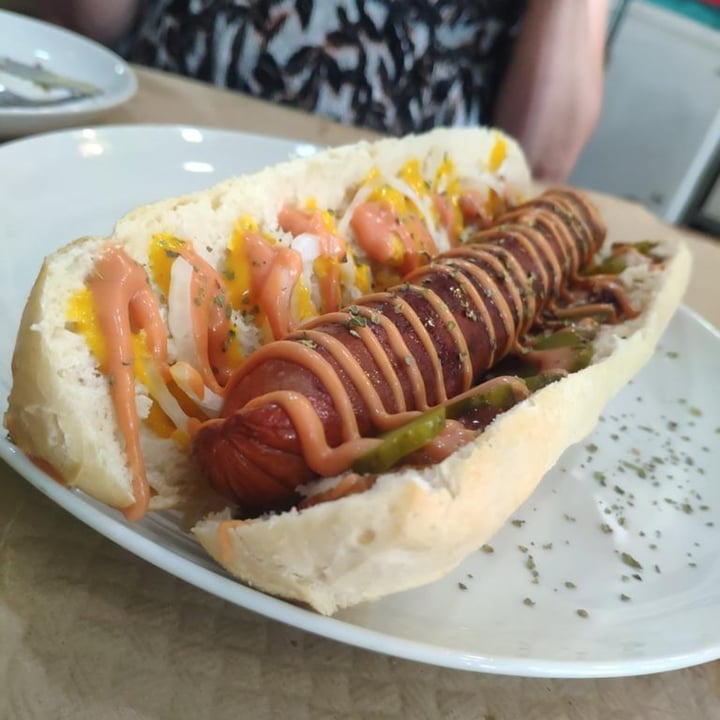 review photo of Mostaza Y Media Perrito Beyond shared by @rcrdani on 27 Apr 2022 - review