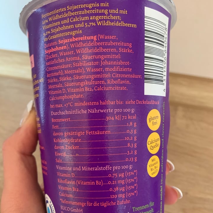review photo of Ve Happy Sojagurt Wildheidelbeere shared by @veggiegoesvegan on 05 Oct 2021 - review