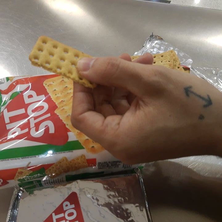 photo of pit stop original Crackers De Pizza shared by @sebacelta on  27 Oct 2022 - review