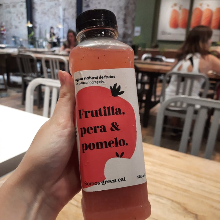 photo of Green Eat Jugo de frutilla, pera y pomelo shared by @vegaly on  12 Dec 2021 - review