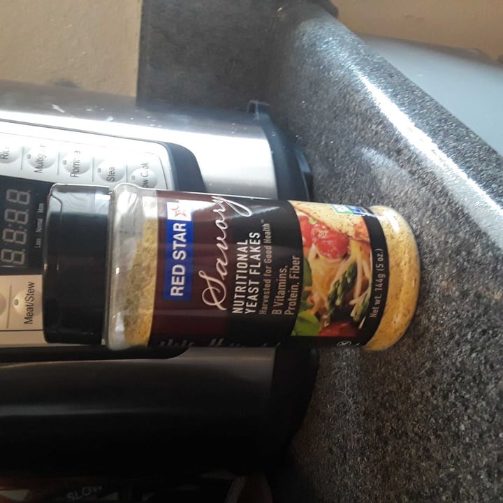 review photo of Red Star Nutritional Yeast Flakes Savoury shared by @tisa9111 on 21 Jan 2020 - review