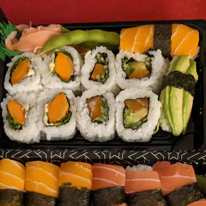 photo of Crazy Vegan Sushi - Chiswick Super Vegan Box shared by @noemig on  02 Sep 2020 - review