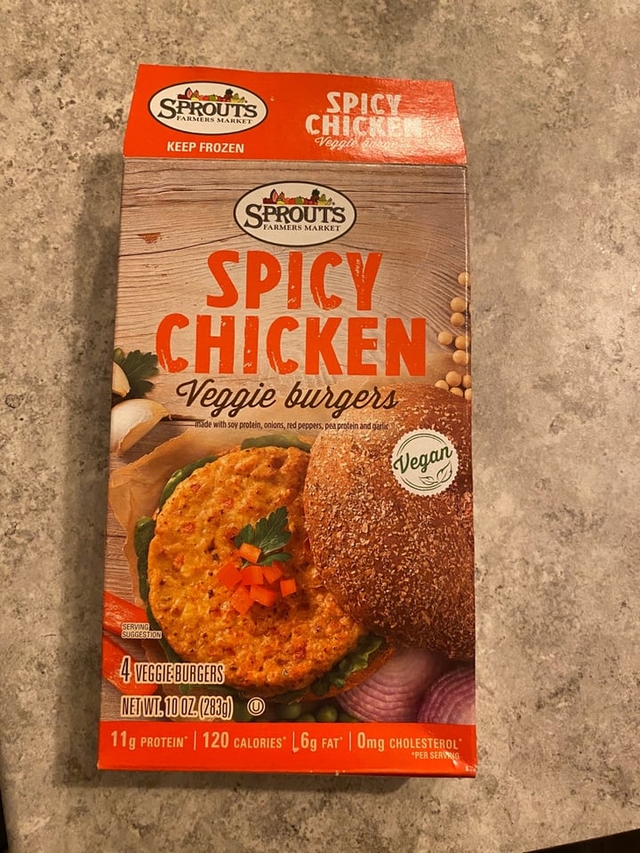 review photo of Sprouts Farmers Market Spicy chicken veggie burgers shared by @courtthetort on 22 Jan 2020 - review