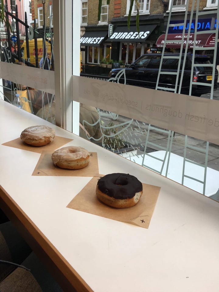 photo of Crosstown Marylebone - Vegan Doughnuts & Coffee Vegan Doughnuts shared by @ofkaroline on  08 Apr 2019 - review