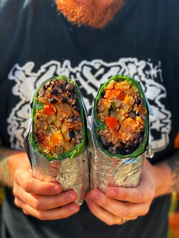 photo of The Green Enchilada Vegetarian Veg-out Burrito shared by @saladwulf on  01 Jan 2020 - review