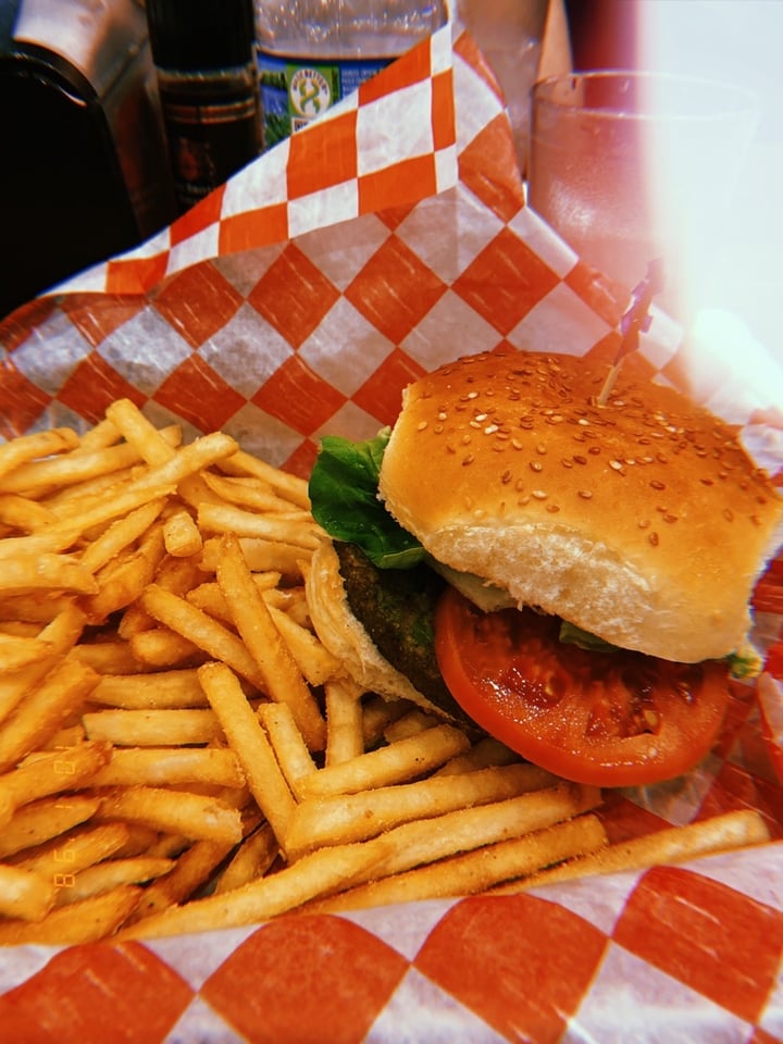 photo of Manolo Veggie Burger shared by @chiarinicolini on  20 Jan 2020 - review