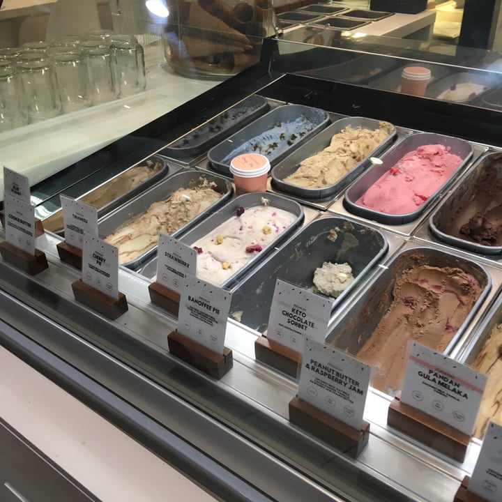 review photo of Kind Kones Salted Chocolate Chip Ice Cream shared by @vikas on 11 Sep 2019 - review