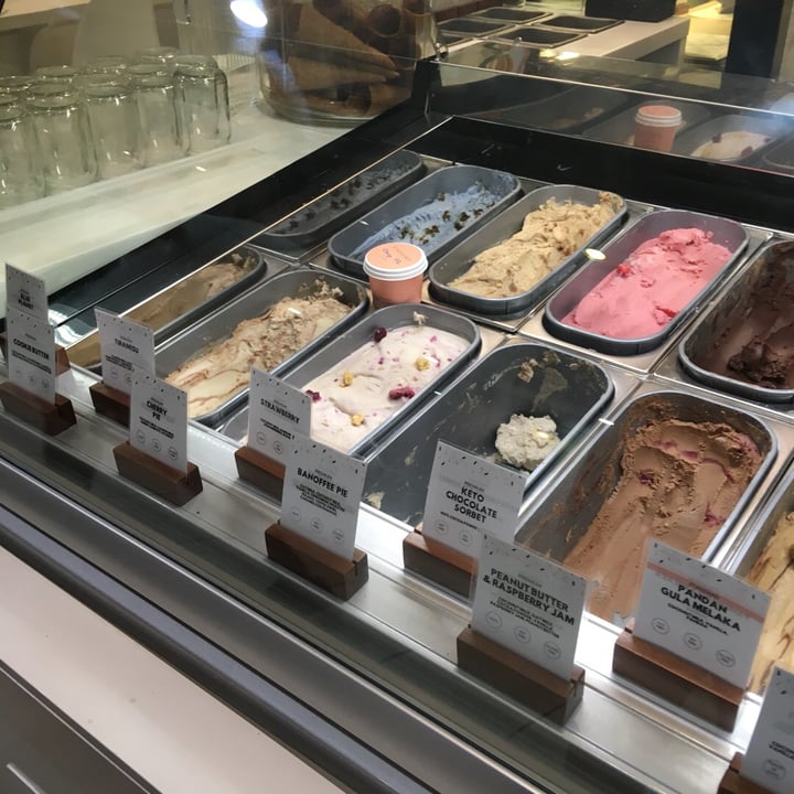 photo of Kind Kones Salted Chocolate Chip Ice Cream shared by @vikas on  11 Sep 2019 - review