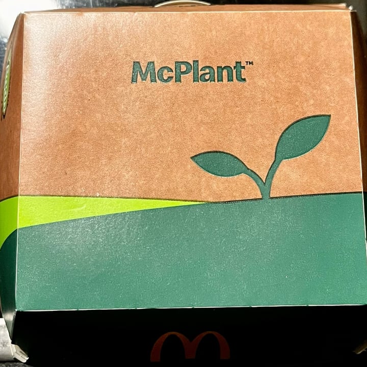 photo of McDonald’s McPlant shared by @mtp on  07 Dec 2022 - review