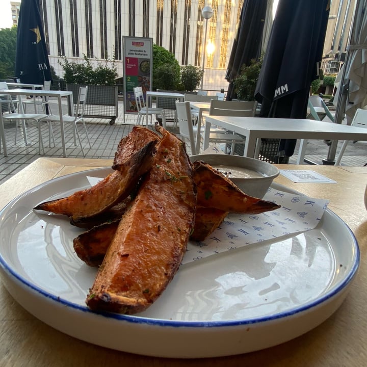 photo of Flax & Kale Street boniato asado shared by @vallierblondie on  19 May 2022 - review