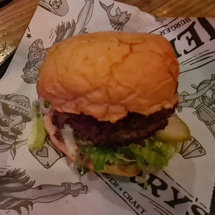 photo of Jerry's Burger Bar Observatory Holy (Not) Cow Burger shared by @bidz on  19 Sep 2021 - review