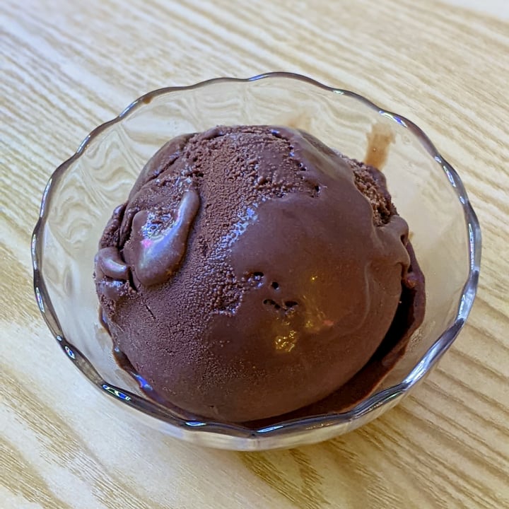 photo of Heartbreak Melts Ice Cream Cafe Fudgy Chocolate shared by @xinru-t on  18 Jul 2022 - review