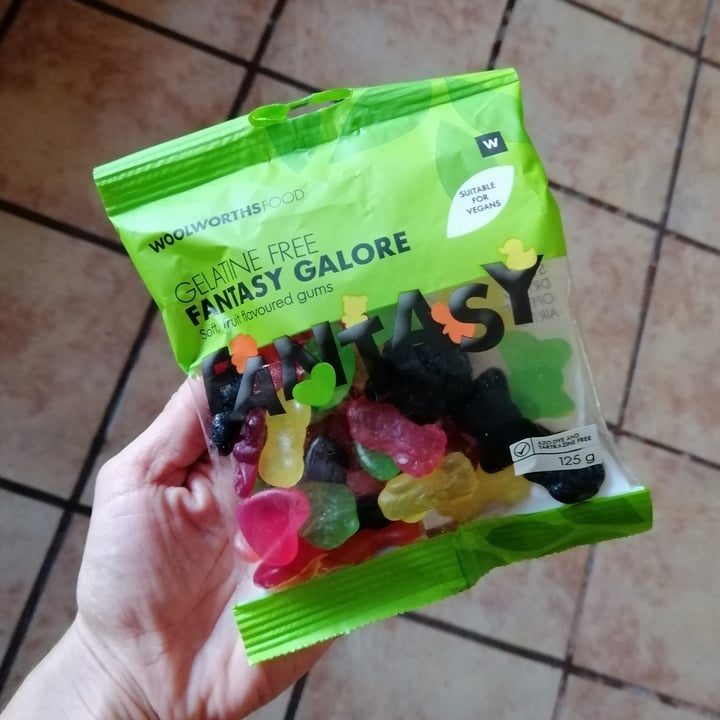 photo of Woolworths Food Gelatine Free Fantasy Galore Soft Fruit Flavoured Gums shared by @callancook on  19 May 2020 - review