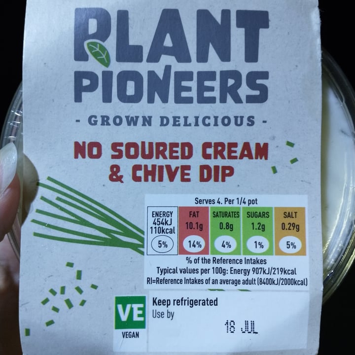 photo of Plant Pioneers No Soured cream and chive dip shared by @veganhedgewytch on  26 Jul 2022 - review